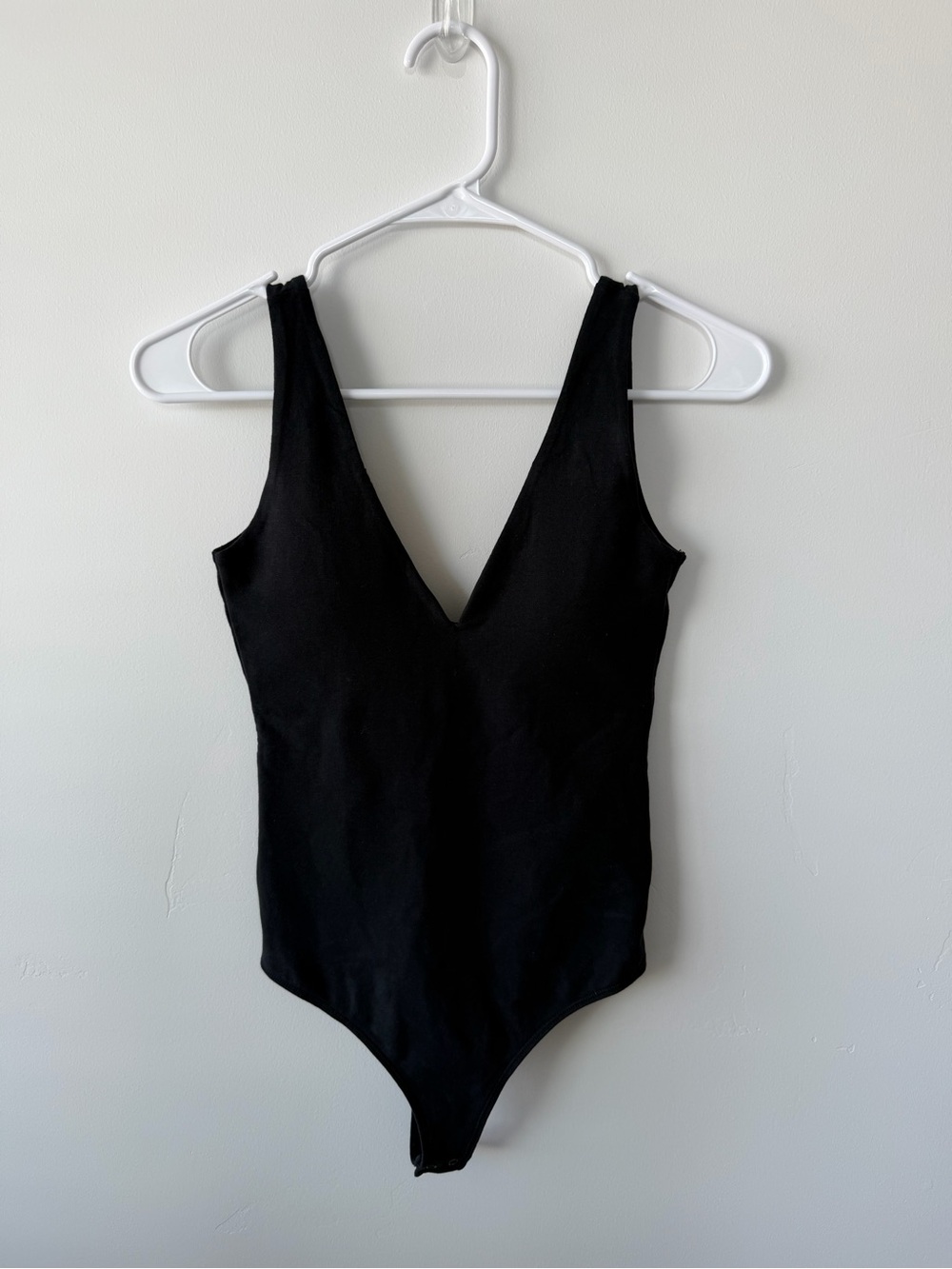 Abercrombie & Fitch Black V-Neck Bodysuit with Padding XS